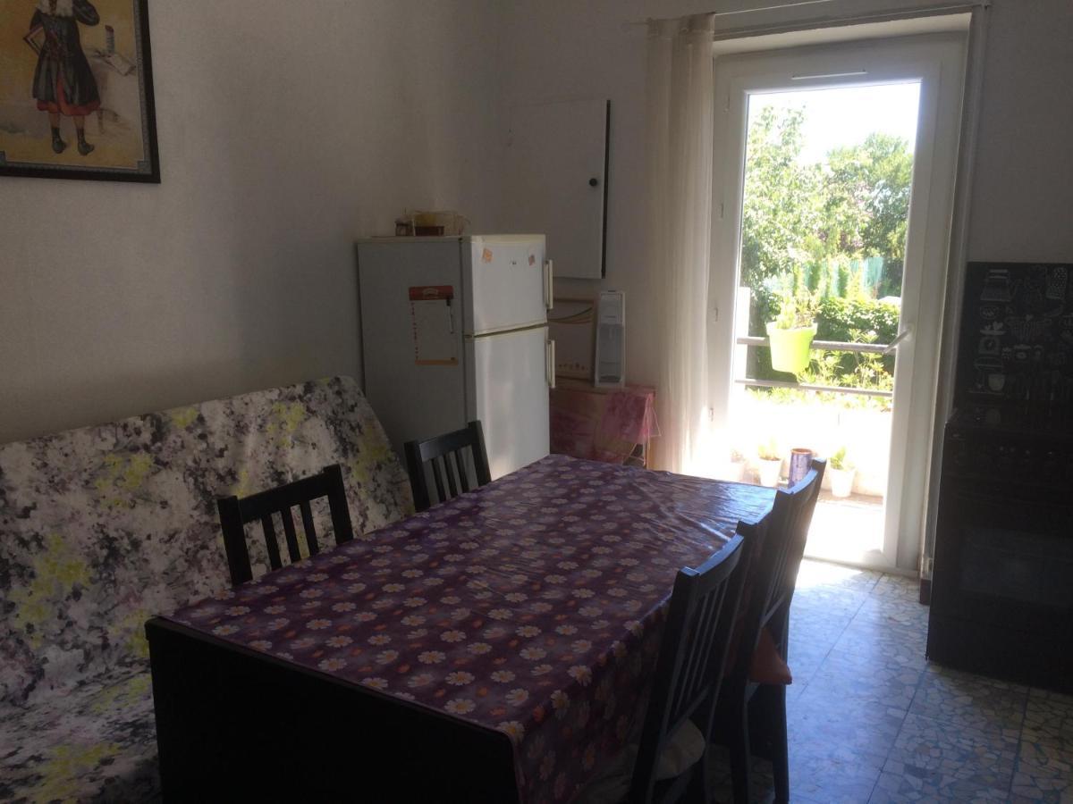 Appartement Sur Sommieres Jusqu'A 6 Personnes Dış mekan fotoğraf